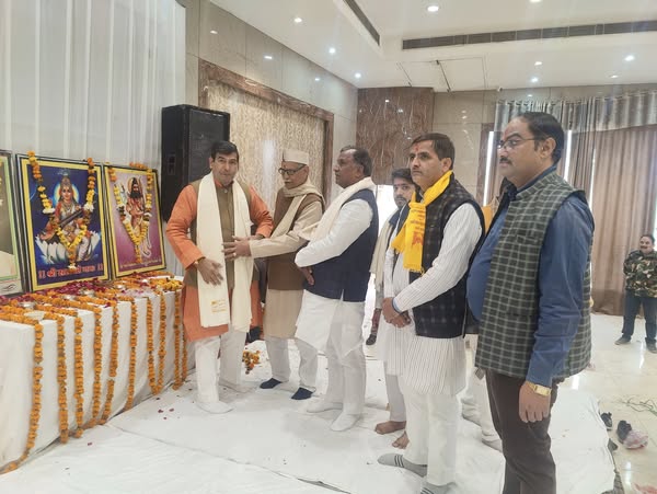 स्कूल एवं शिक्षण के हित में संघर्ष