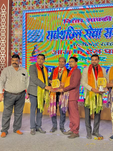 स्कूल एवं शिक्षण के हित में संघर्ष