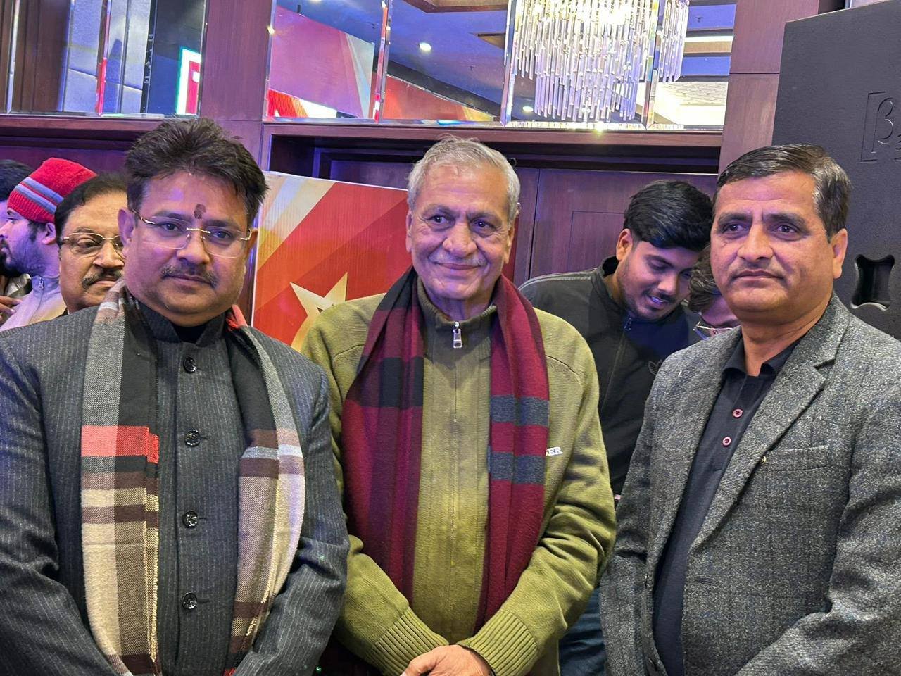 स्कूल एवं शिक्षण के हित में संघर्ष