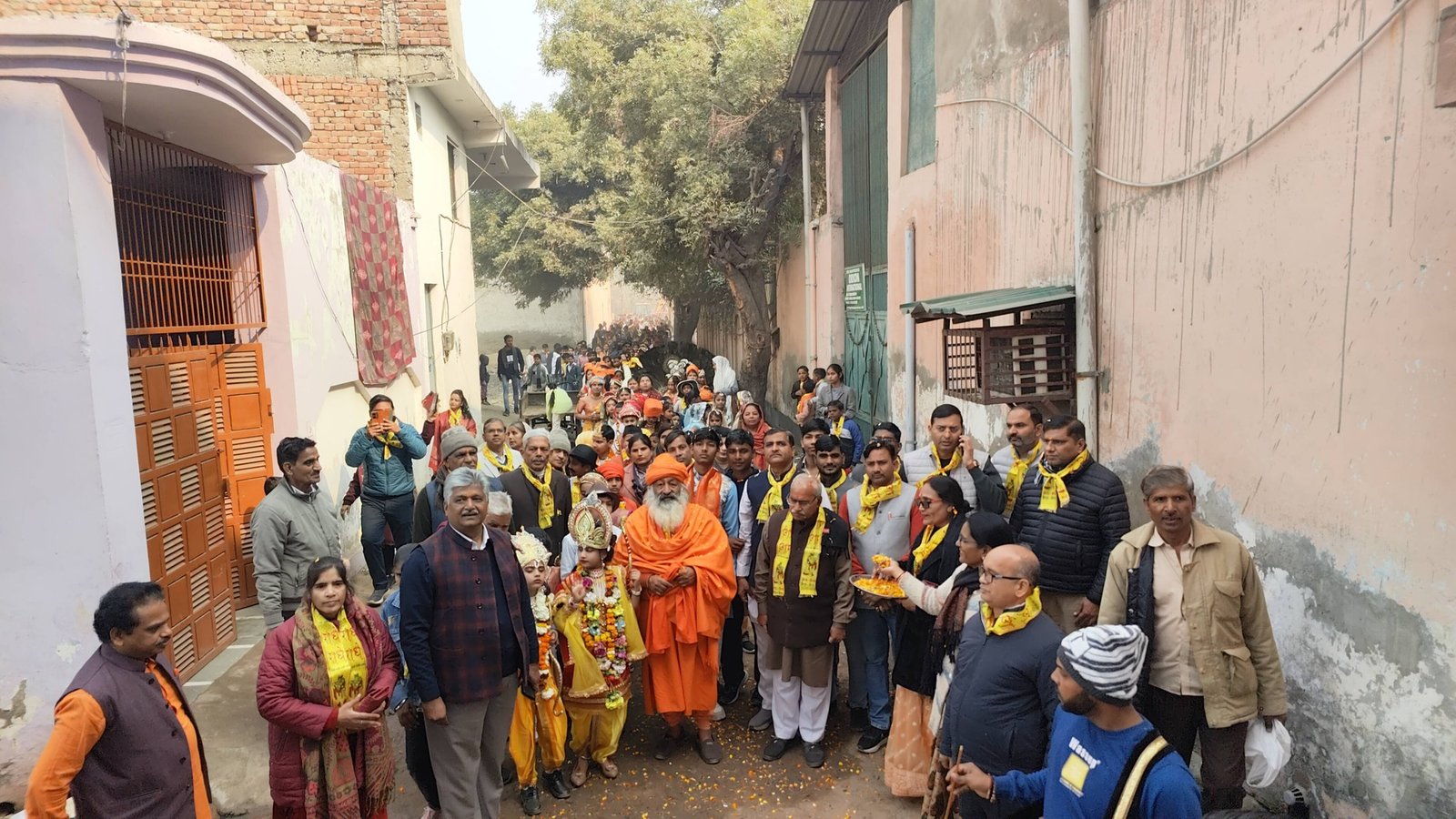 स्कूल एवं शिक्षण के हित में संघर्ष