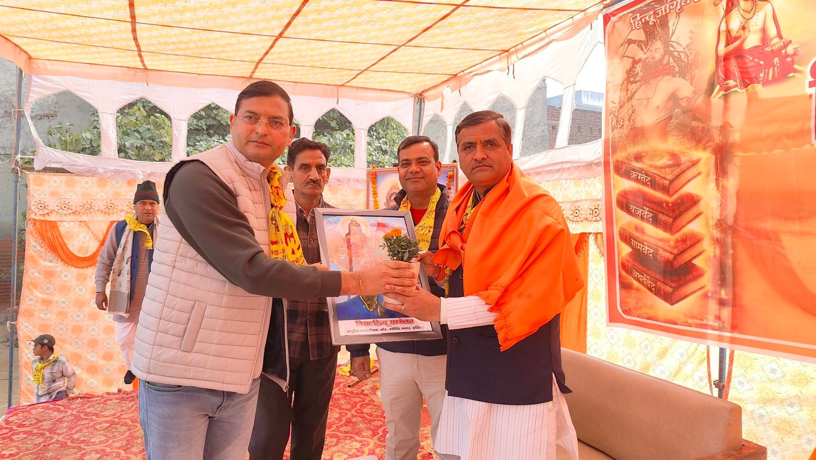 स्कूल एवं शिक्षण के हित में संघर्ष